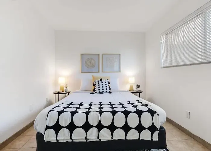 Pet Friendly Getaway With 2 Pools