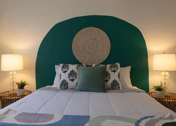 Pet Friendly Getaway With 2 Pools Apartamento