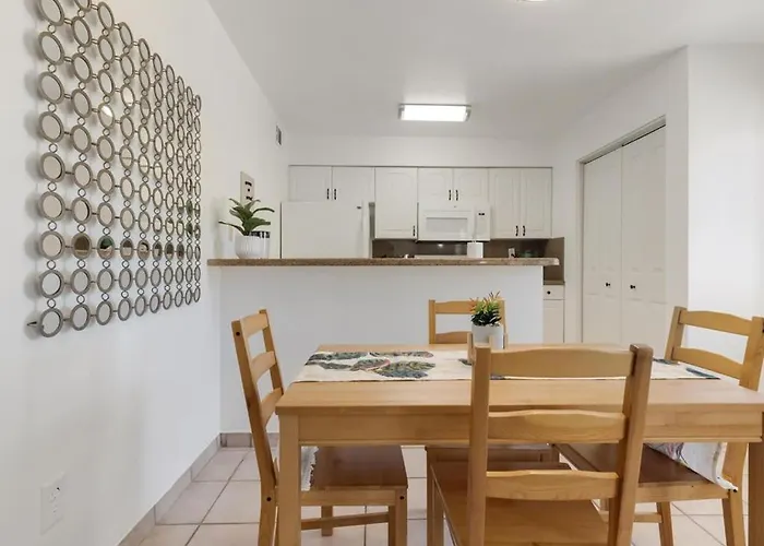 Pet Friendly Getaway With 2 Pools *