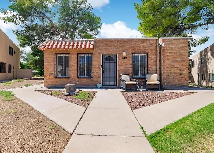 Pet Friendly Getaway With 2 Pools Tucson