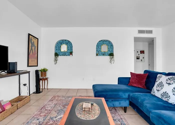 Pet Friendly Getaway With 2 Pools * Tucson