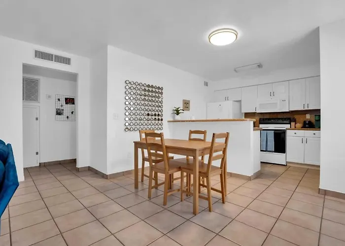 Pet Friendly Getaway With 2 Pools *
