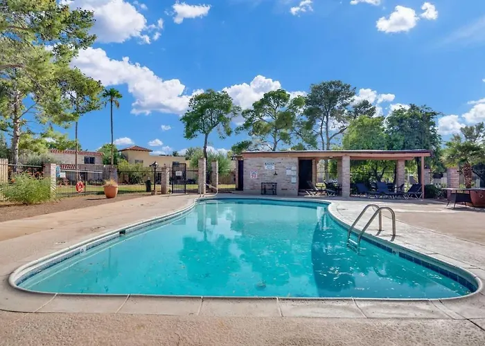 Pet Friendly Getaway With 2 Pools Apartamento *
